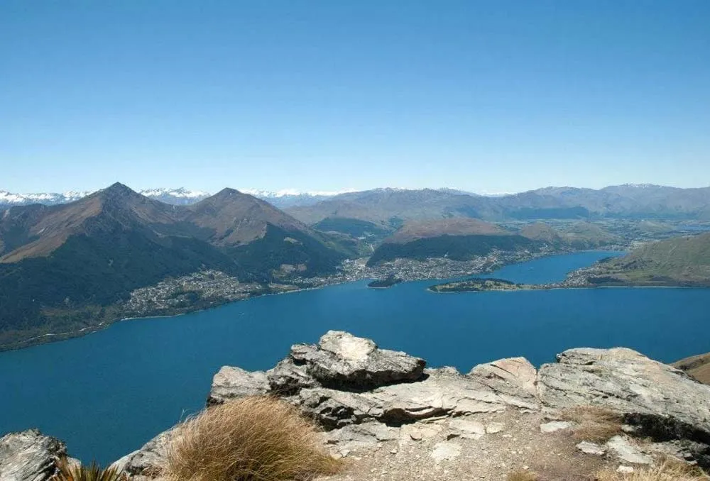 A helicopter elopement on The Ledge at Cecil Peak, high above Lake Wakatipu